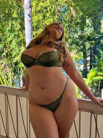 Full leaked Erinmhk private onlyfans photo