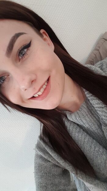 Full leaked Erynchan private onlyfans photo