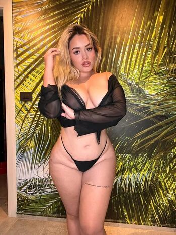 Full leaked Esistmary private onlyfans photo