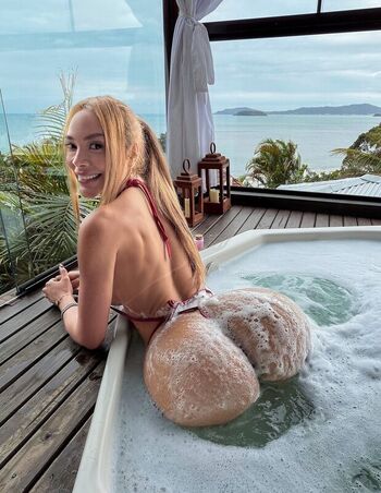 Ester Ana Batista