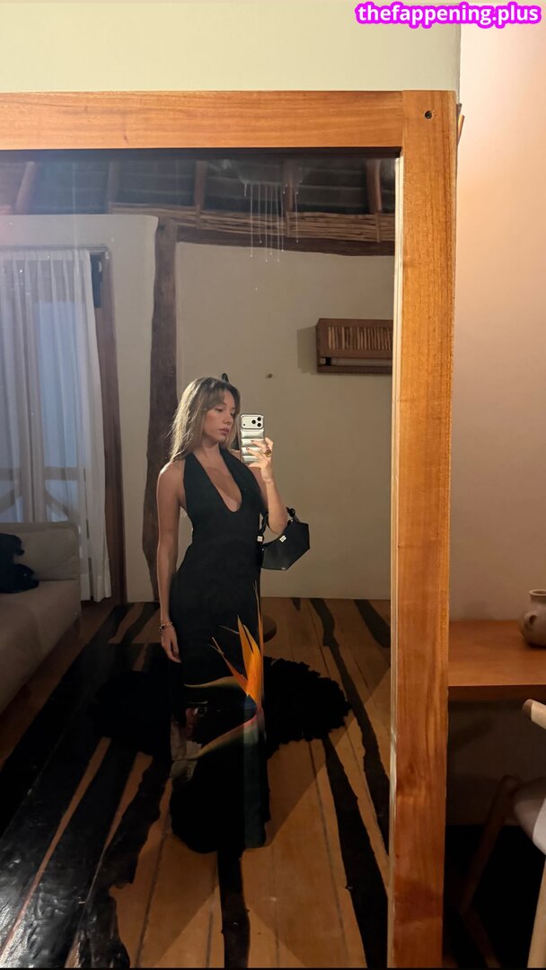 Ester Exposito