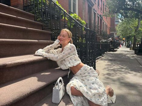 Full leaked Ester exposito page private onlyfans photo