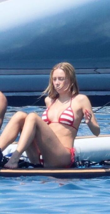 Ester Exposito