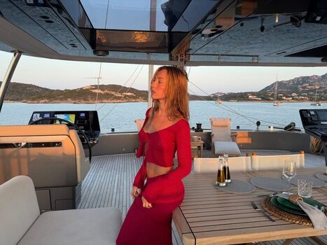 Full leaked Ester exposito page private onlyfans photo