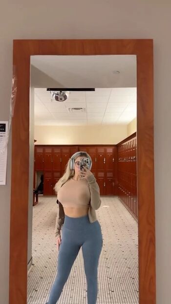 Full leaked Esvittie private onlyfans photo