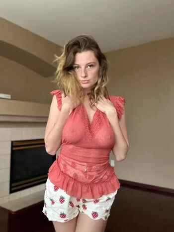 Full leaked Ethereallovebug private onlyfans photo