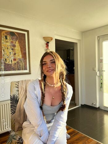 Full leaked Etienne lng page private onlyfans photo