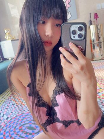 Full leaked Eunji pyoapple page private onlyfans photo
