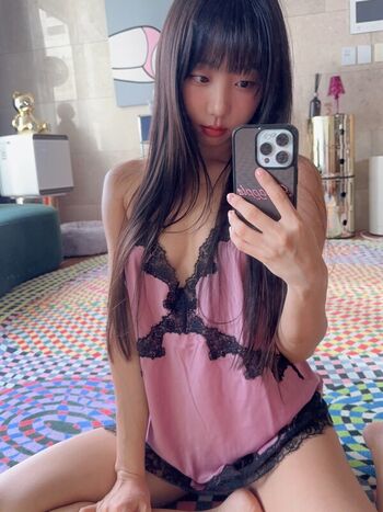 Full leaked Eunji pyoapple page private onlyfans photo