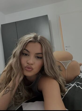 Full leaked Eva cfc private onlyfans photo