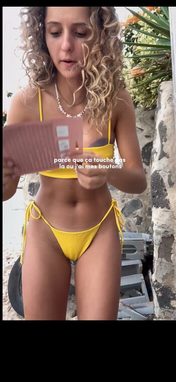 Full leaked Eva travel page private onlyfans photo
