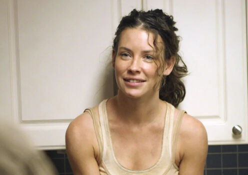 evangelinelilly