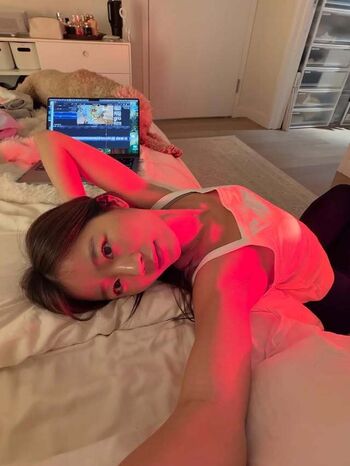 Full leaked Evelyn ha private onlyfans photo