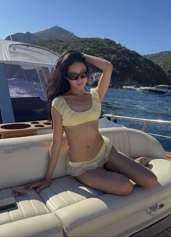 Full leaked Evelyn ha page private onlyfans photo