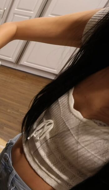 Full leaked Evelyn ha page private onlyfans photo