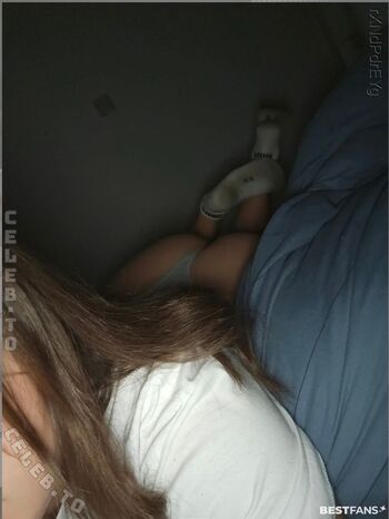 Full leaked Evelynxka private onlyfans photo
