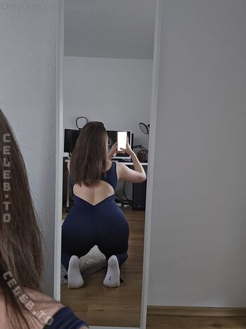 Full leaked Evelynxka page private onlyfans photo