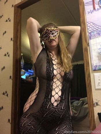 Full leaked Everyonelovespixie private onlyfans photo