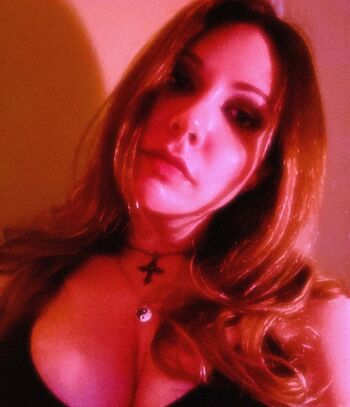 Full leaked Evonmoss private onlyfans photo