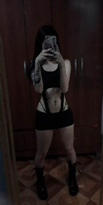 Exibam Sua Companheira