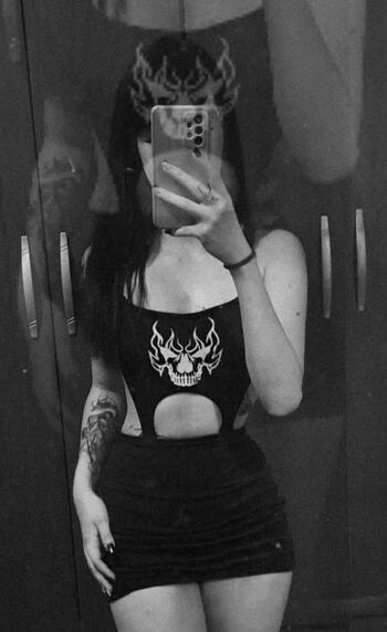 Exibam Sua Companheira