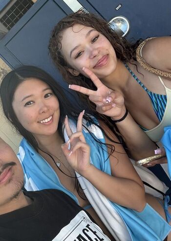 Full leaked Extraemily private onlyfans photo