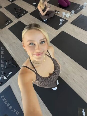 Full leaked Eyfreundin page private onlyfans photo