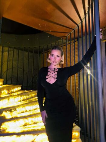 Full leaked Ezgi ergenc page private onlyfans photo