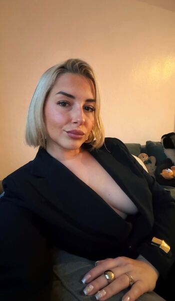 Full leaked Ezgi ergenc private onlyfans photo