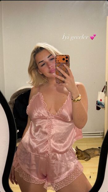 Full leaked Ezgi ergenc private onlyfans photo