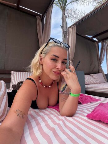 Full leaked Ezgi ergenc private onlyfans photo