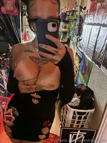 Full leaked Ezrasblood private onlyfans photo