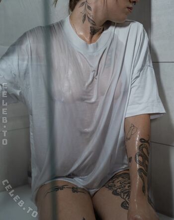 Full leaked Faey private onlyfans photo