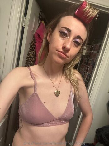 Full leaked Fandomreactions private onlyfans photo