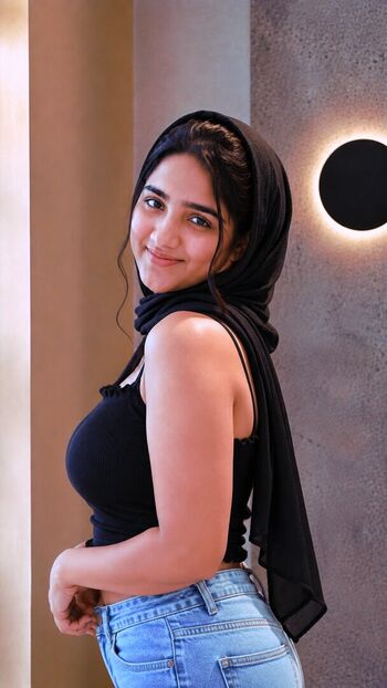 Full leaked Fathima noorjahan private onlyfans photo