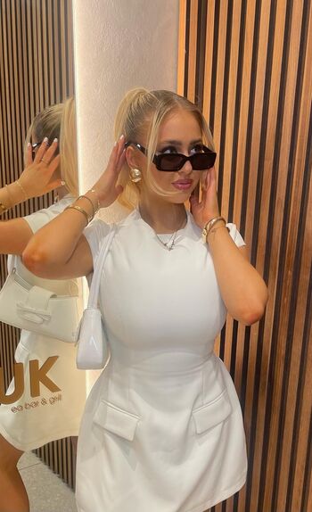Full leaked Fayehanson page private onlyfans photo
