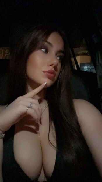 Full leaked Fayesxh private onlyfans photo