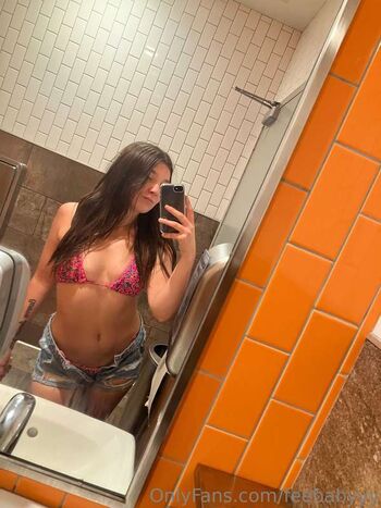 Full leaked Feebabyyy private onlyfans photo