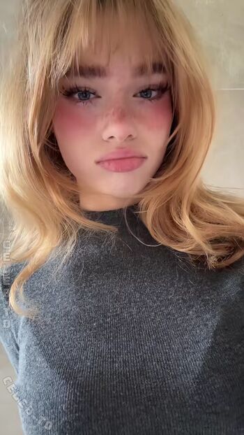 Full leaked Felinenyaa page private onlyfans photo