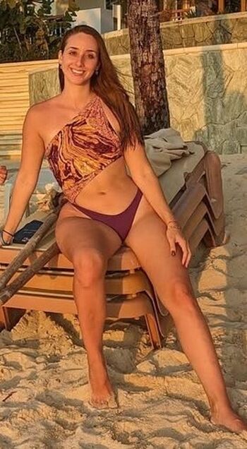 Full leaked Felizcaridad private onlyfans photo