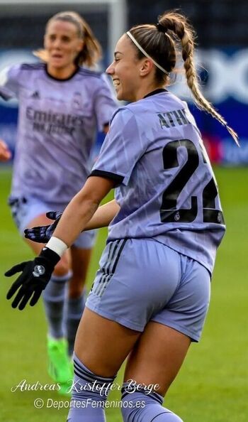 Full leaked Female football page private onlyfans photo