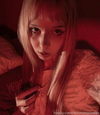 Full leaked Femmetannelle private onlyfans photo