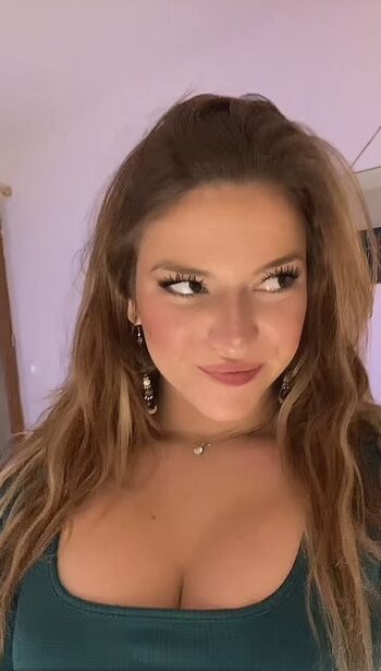 Full leaked Femmeunique private onlyfans photo