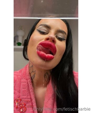 Full leaked Fetischbarbie private onlyfans photo