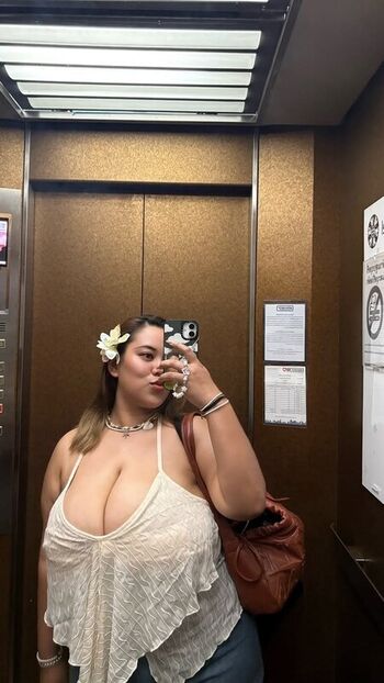 Full leaked Fhong fionax private onlyfans photo