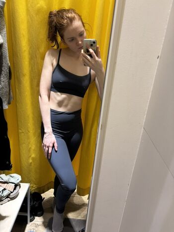 Full leaked Fieva private onlyfans photo
