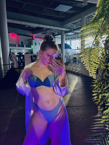 Full leaked Fieva private onlyfans photo