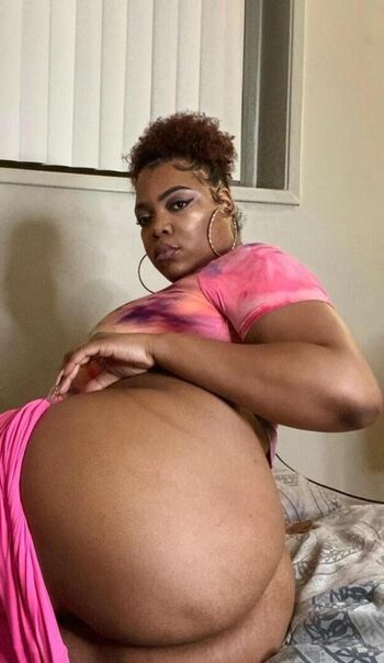 Full leaked Finallyagoddess private onlyfans photo