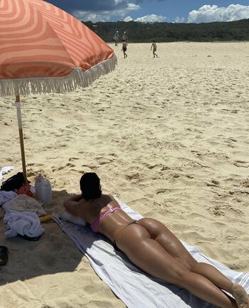 Full leaked Findomlottiiee private onlyfans photo