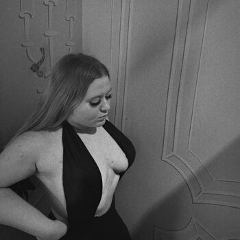 Full leaked Fiona rexxhepi private onlyfans photo